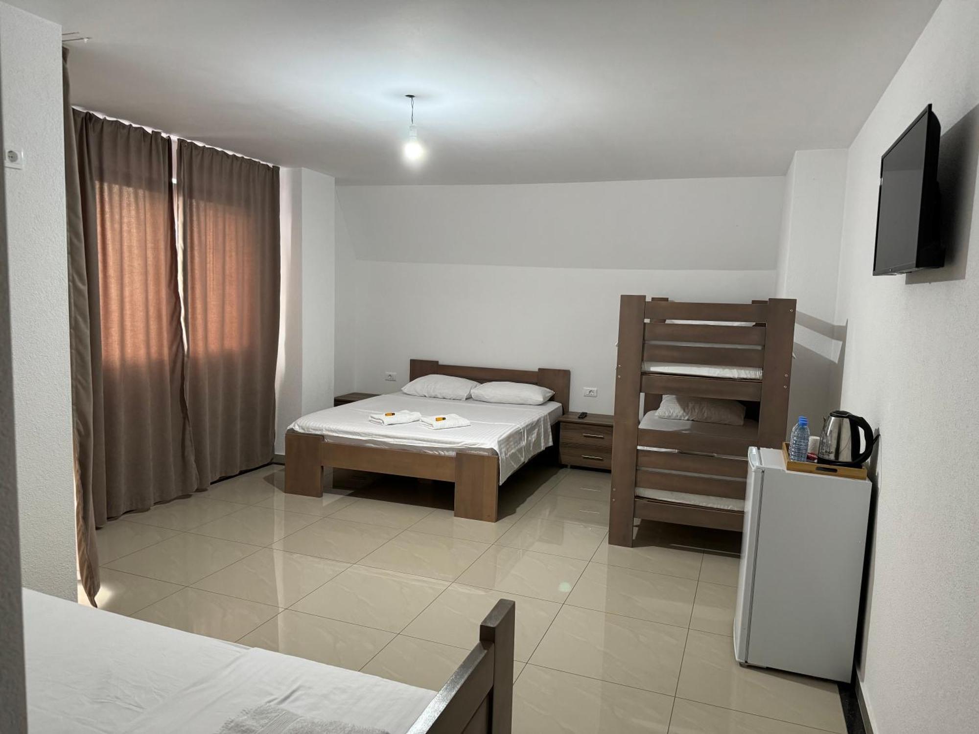 Hotel Majestic Struga Exterior photo
