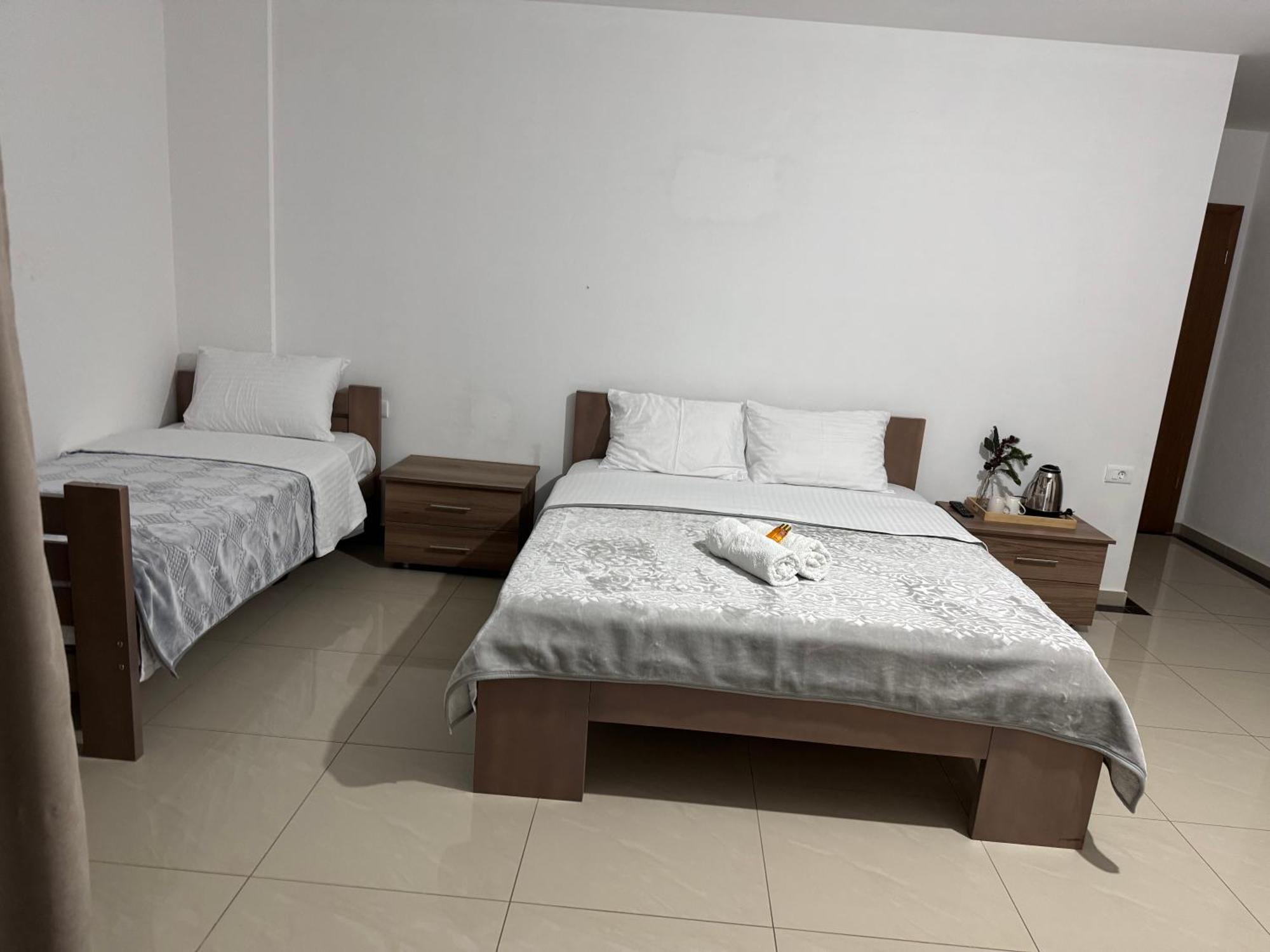 Hotel Majestic Struga Exterior photo