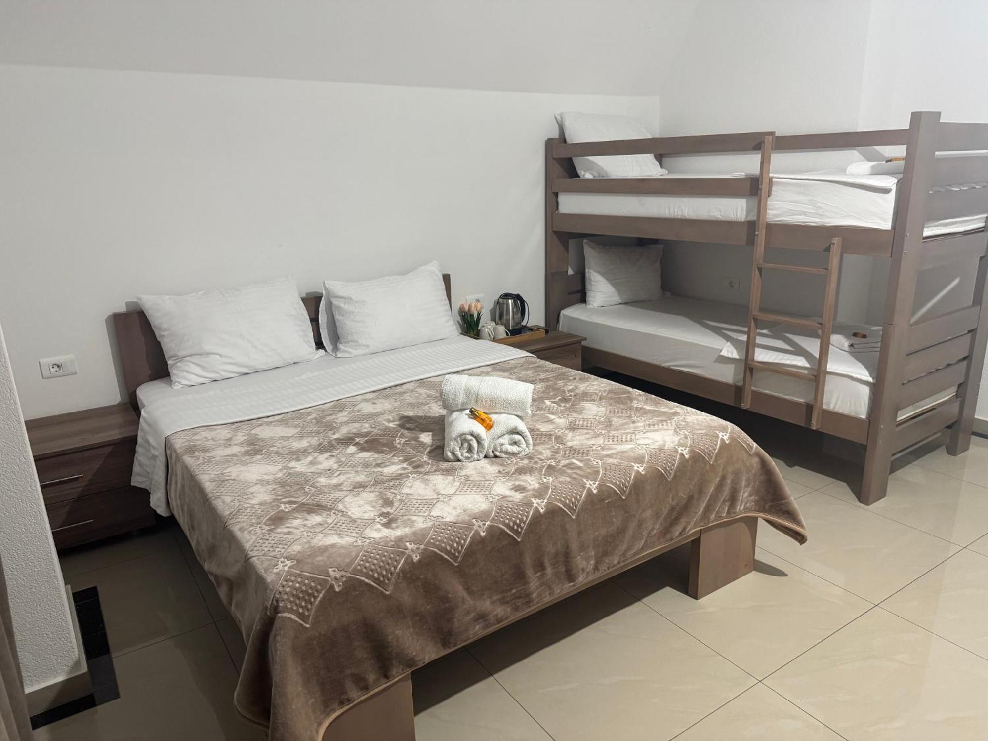Hotel Majestic Struga Exterior photo