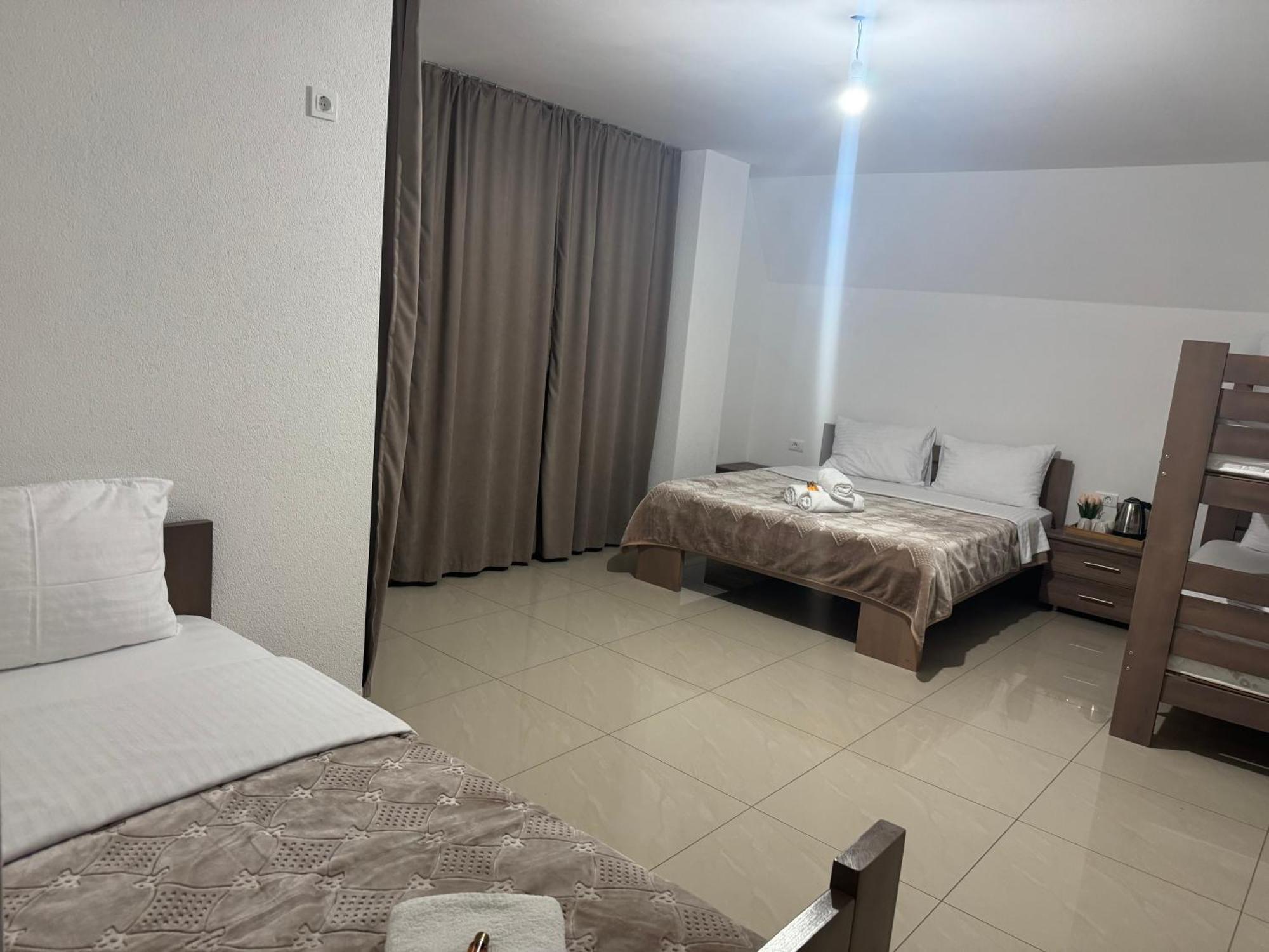 Hotel Majestic Struga Exterior photo